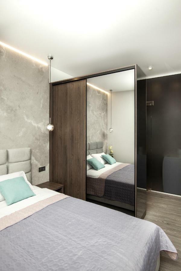 Odss Suites Odessa Exterior foto